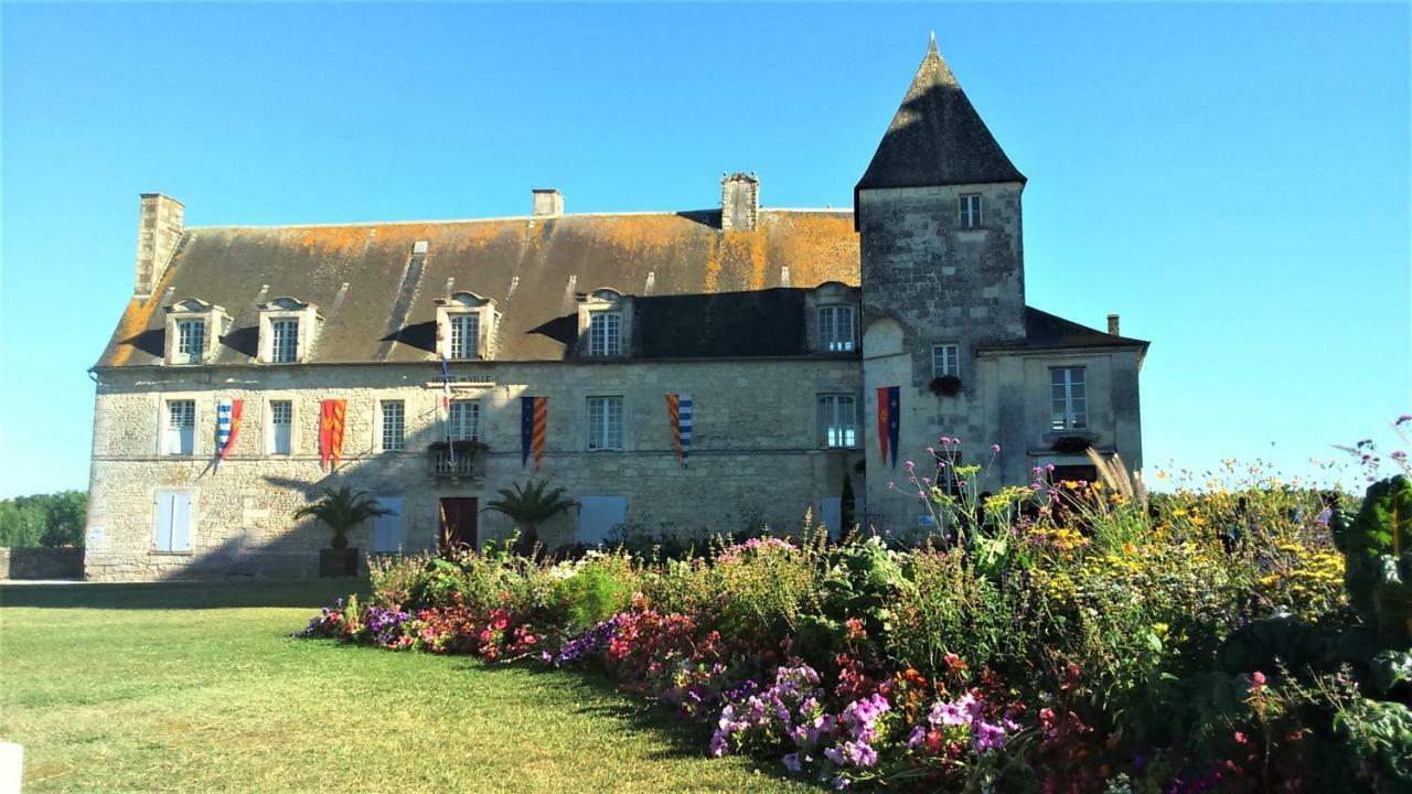 Les Gites Du Vigneron Et Cd'H Saint-Seurin-de-Palenne 外观 照片